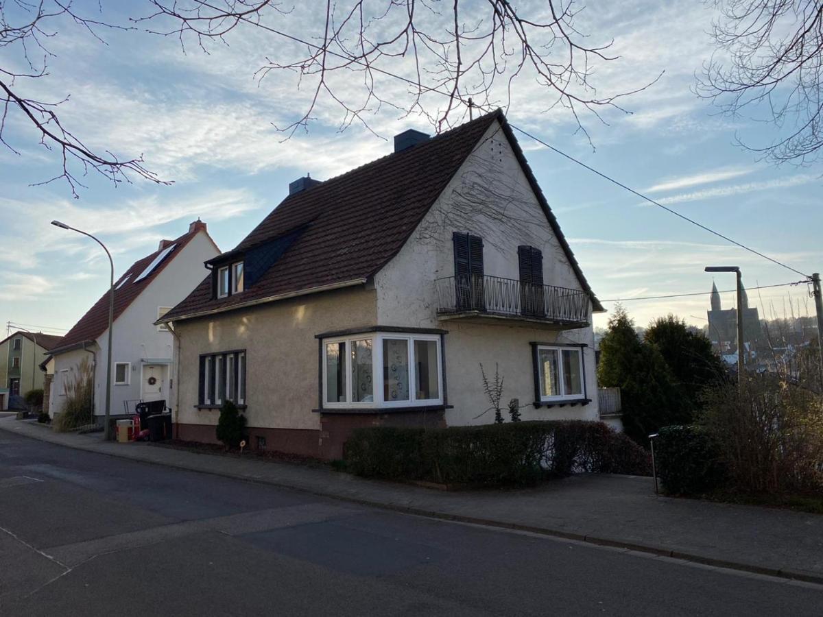 Schöne Einliegerwohnung mitten in Püttlingen Exterior foto